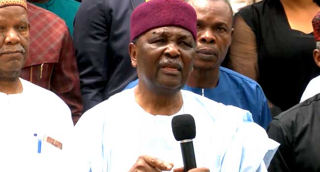 Gowon Launches Autobiography, Discloses Nigeria Civil War ‘Woes’ Gowon Launches Autobiography, Discloses Nigeria Civil War 'Woes'
