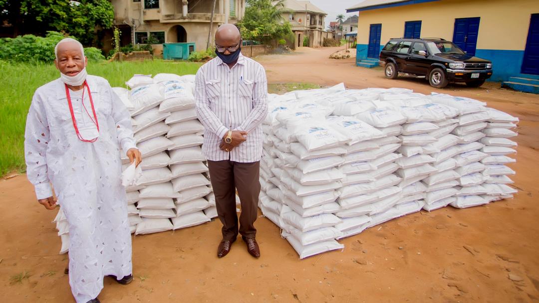 Jubilation As Don Lulu Floods Abia Community With Food Palliatives (Photos)