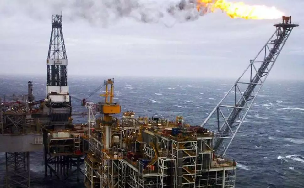 Fuel Costs Fall As Global Crude Prices Hit Lowest In Three Years