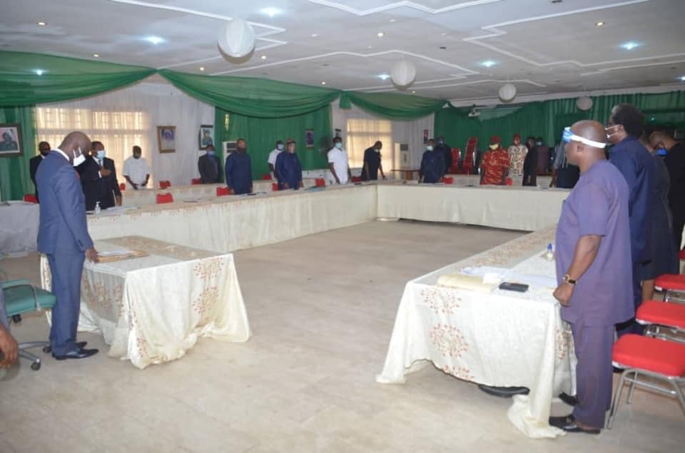 Despite Ikpeazu's Absence, Abia EXCO Approves Award Of 19 Road Construction Projects