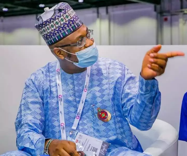 BREAKING: FG Reduces Data Price By 50 Percent