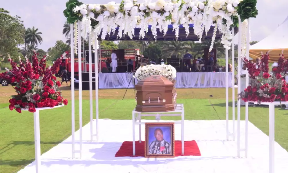 Tears, Emotions As Chief Okwara Osonwa Laid To Rest (Photos, Video)