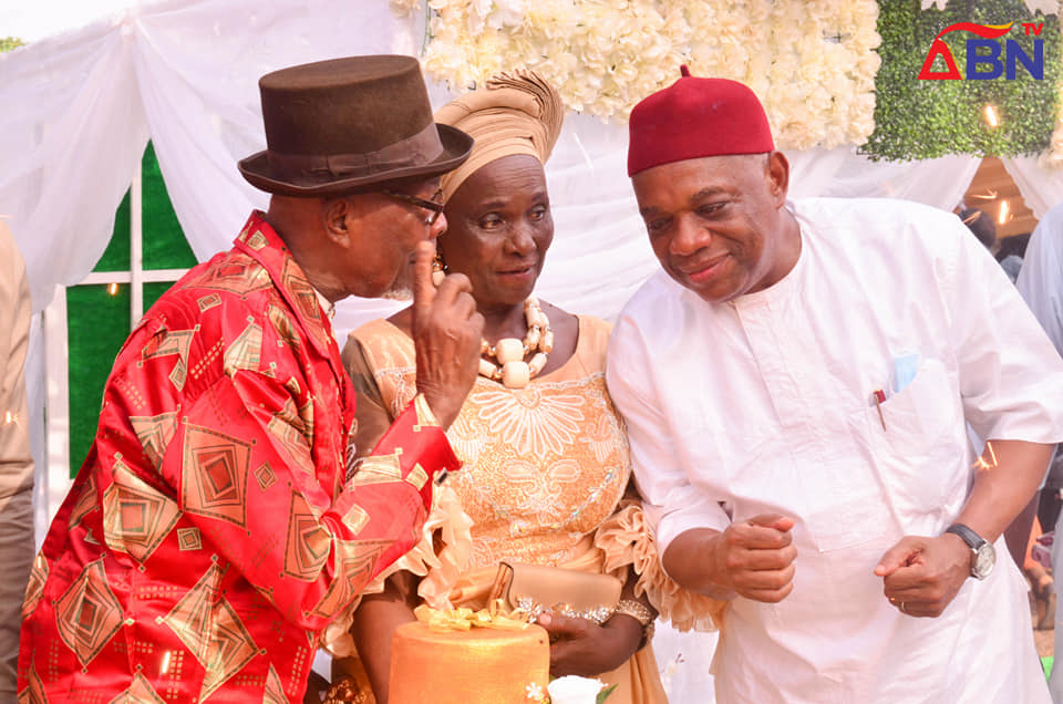 EXCLUSIVE PHOTOS: Sen. Kalu, Nkole, Ex-DSS Boss, Udensi Others Attend ABN TV Boss Parents’ Anniversary