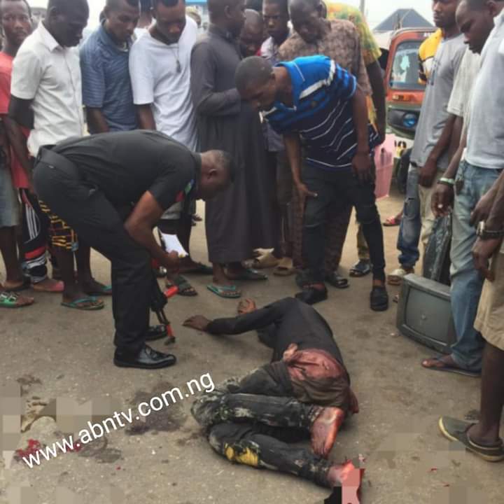 Man Lynched, Fatally Injured In Abia For Allegedly Stealing Phone (Graphic Photos & Video)