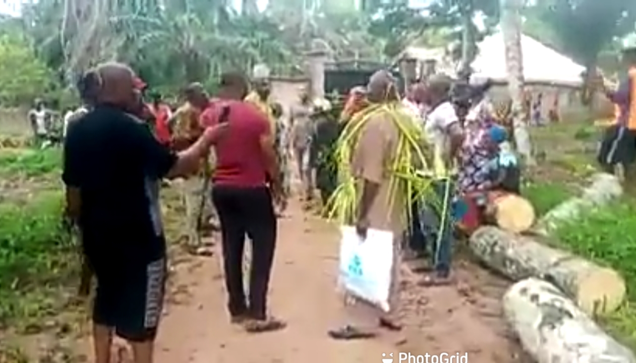 Abia Community Banishes Man For 20 Years Over Alleged Witchcraft (Photos, Video)