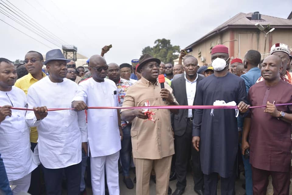 Ikpeazu Vows To Complete Osisioma Flyover, Eziukwu, Others Soon