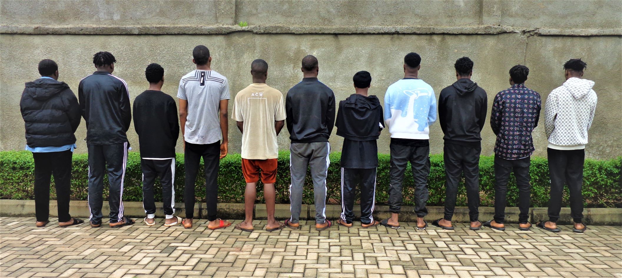 EFCC Arrests 28 Yahoo Boys In Anambra, Enugu States