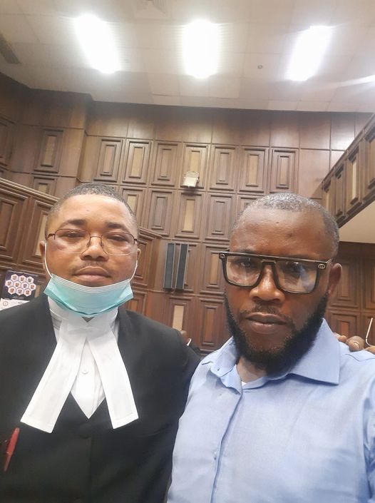 Nnamdi Kanu's Younger Brother Arrives Federal High Court Abuja (Photos)