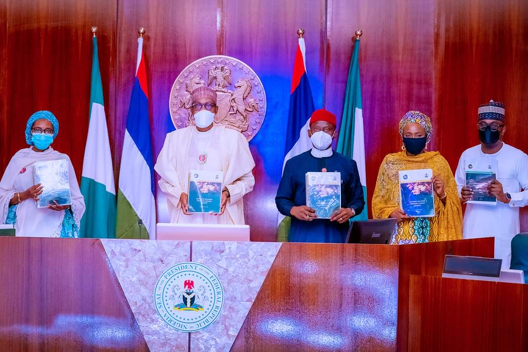 Ogah Leads PAGMI Steering Committee To Buhari, Presents Gold Mining Framework To President (Photos)