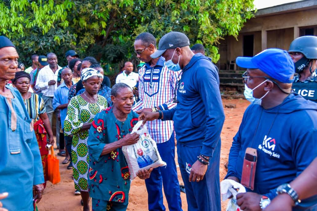 Bags Of Rice, Other Food Items Locate Bende Constituents As Rep Ben Kalu Continues Door To Door Distribution (Photos)