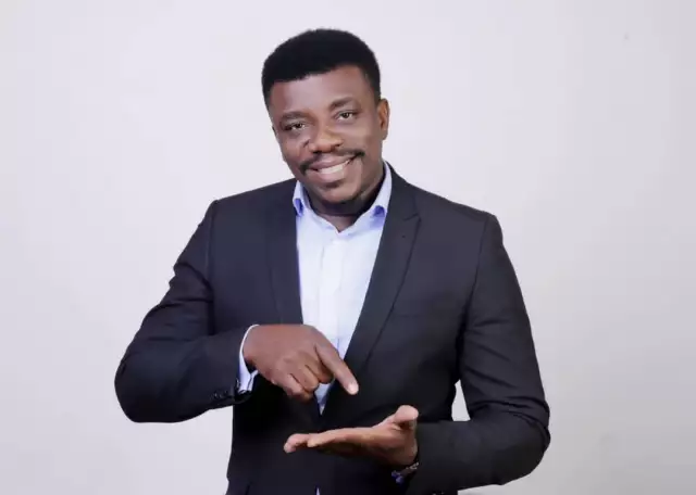 Chief Otagburuagu Greets Abians At New Year, Preaches New Life