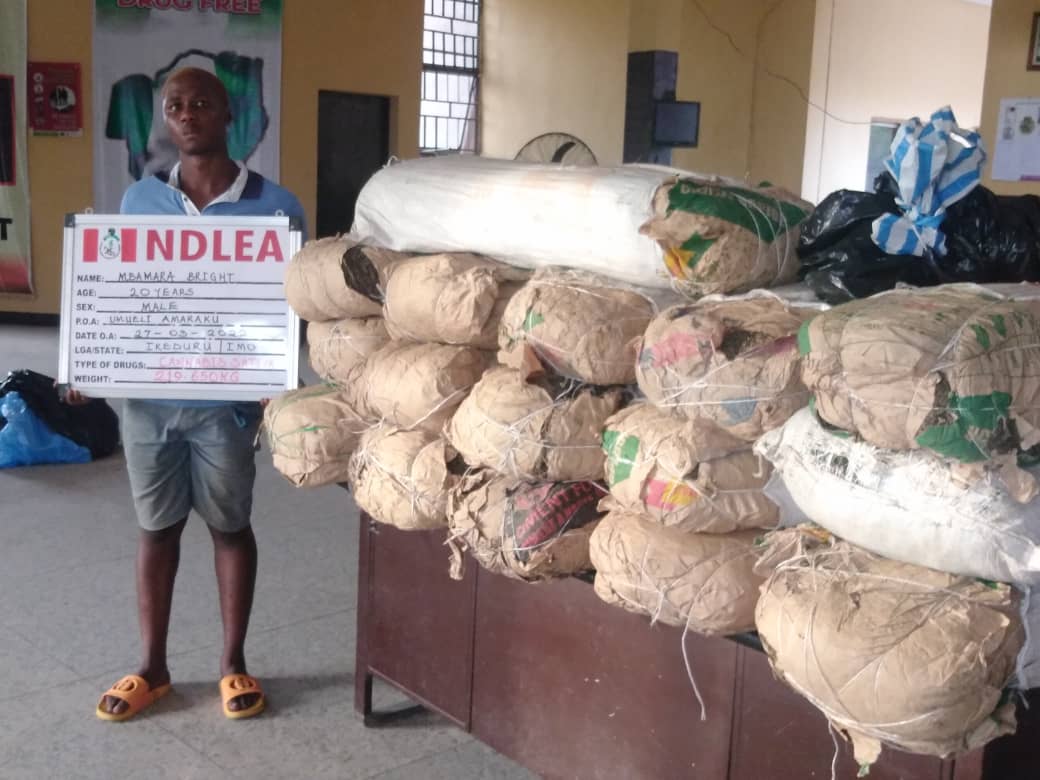20-Year-Old Man Nabbed With 16 Bags Of Indian Hemp In Imo (Photos)