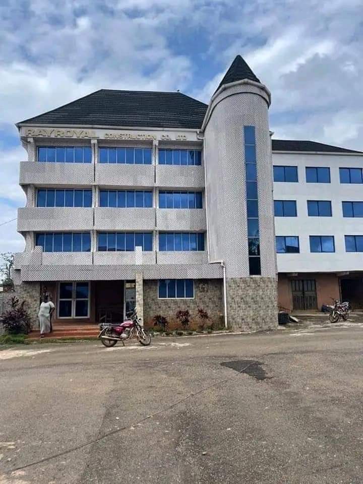 73-Year-Old Man Donates Office Block To Support Peter Obi's Presidential Bid In Edo (Photos)