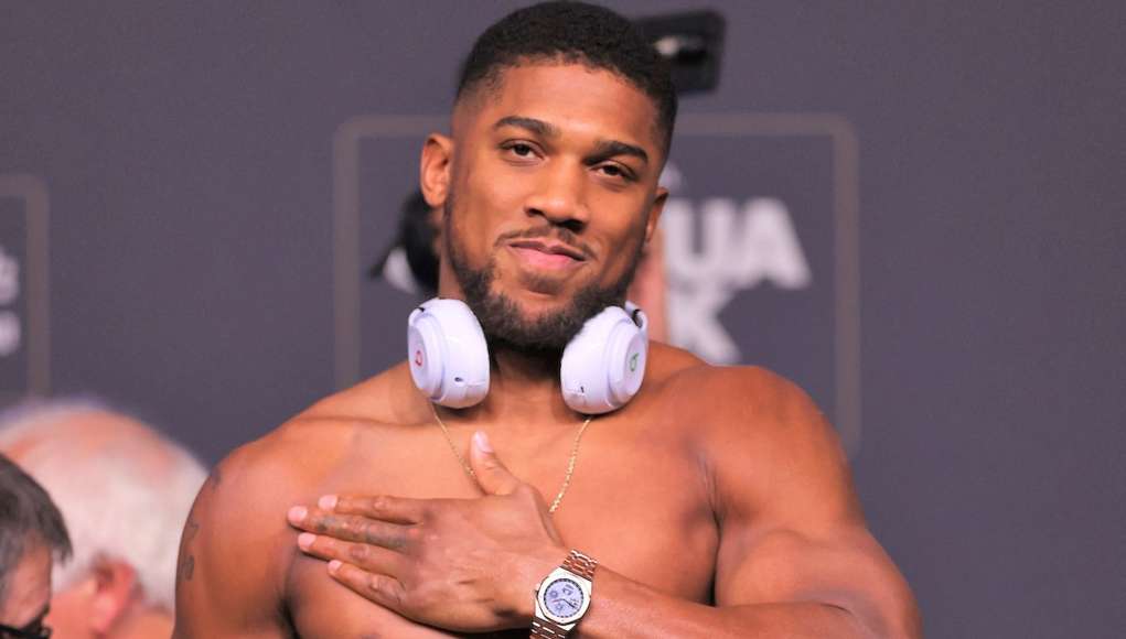 Anthony Joshua Accepts Fight Against Fury December 3