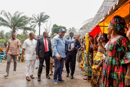 #AbiaNorthProjectTour: Jubilation As Senator Kalu Arrives Lopkanta (Photos) #Abia-NorthProjectTour: Jubilation As Senator Kalu Arrives Lopkanta (Photos)