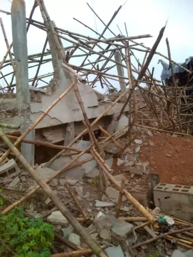Hotel Under Construction In Ibadan Collapses, Seven Injured