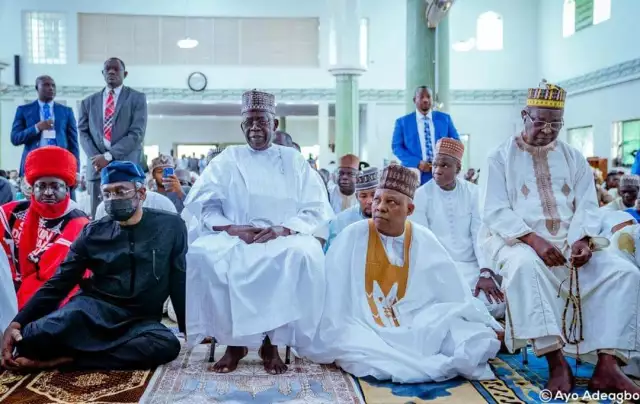 Tinubu, Shettima, Gbajabiamila, Others Attend Jumat Prayer (Photos) Tinubu, Shettima, Gbajabiamila, Others Attend Jumat Prayer (Photos)