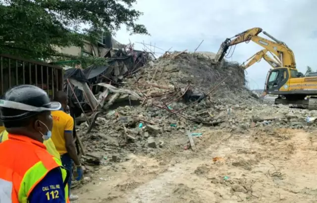Oniru Building Collapse: ‘Developer Chased Us Away’ Owner Powerful – Lagos Official Suggest Oniru Building Collapse: ‘Developer Chased Us Away’ Owner Powerful – Lagos Official Suggest