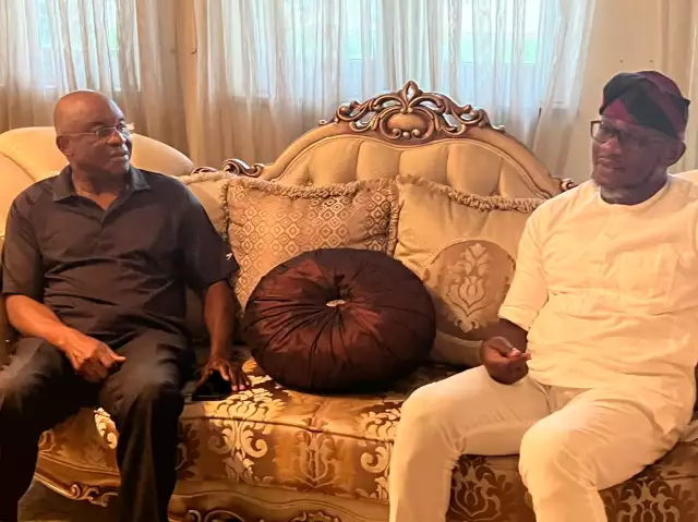 APC Chieftain, Visits And Condoles Ex-Senate President Over Son’s Demise