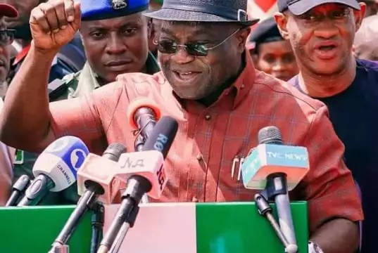 Gov. Ikpeazu Pays Backlog Of Salaries Owed To Doctors Gov. Ikpeazu Pays Backlog Of Salaries Owed To Doctors