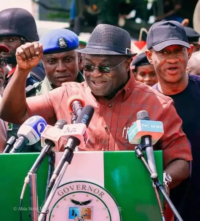 Gov. Ikpeazu Pays Backlog Of Salaries Owed To Doctors Gov. Ikpeazu Pays Backlog Of Salaries Owed To Doctors