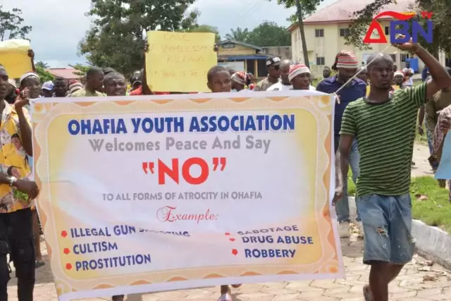 Abia: Ohafia Youths Stage Peaceful Protest, Give Criminal Elements Quit Notice (Photos, Video) Abia: Ohafia Youths Stage Peaceful Protest, Give Criminal Elements Quit Notice (Photos, Video)