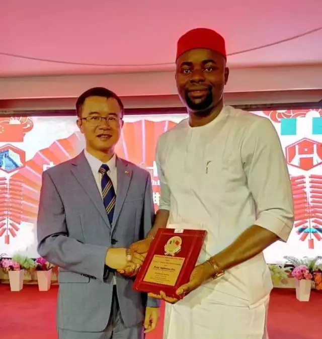 Sen. Kalu’s Aide Peter Eze Wins 2022 China-Nigeria Friendship Award, Receives Medal, Cash Prize
