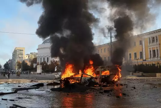 Mayor Of Kyiv Warns Residents To Remain In The Shelters After Explosions Mayor Of Kyiv Warns Residents To Remain In The Shelters After Explosions