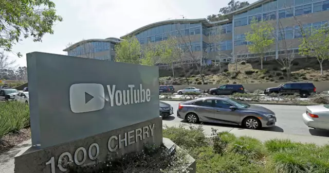 YouTube Blocks Russian Senators’ Accounts Amid Sanctions