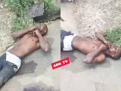 Residents Panic As Another Lifeless Body Surfaces In Umuahia City (Graphic Photos) Residents Panic As Another Lifeless Body Surfaces In Umuahia City (Graphic Photos)