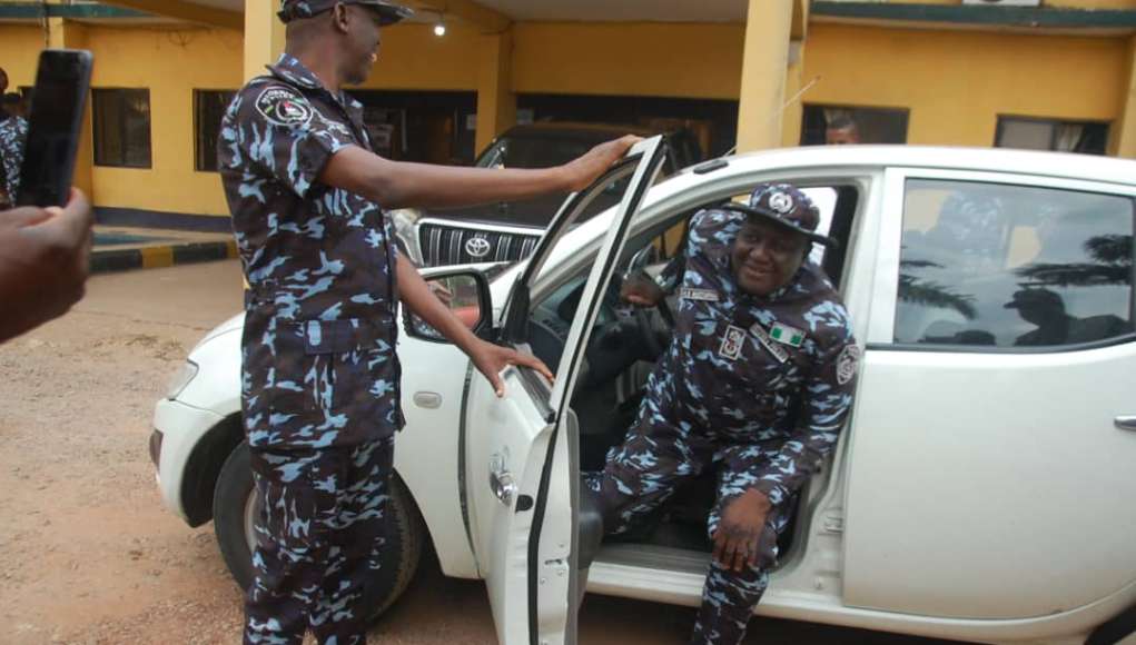 Abia Commissioner Of Police Bala Receives Patrol Van From Nigerian Breweries PLC (Photos)