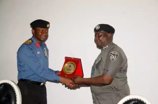 Abia CP Visits Commandant Of Nigerian Navy College of Accounts To Strengthen Cooperation (Photos, Video) Abia CP Visits Commandant Of Nigerian Navy College of Accounts To Strengthen Cooperation (Photos, Video)