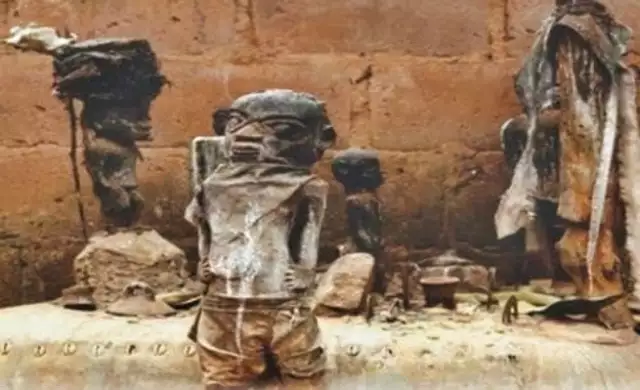 Group Takes South East Governors, Others To Two Powerful Shrines Over Nnamdi Kanu’s Continuous Detention Group Takes South East Governors, Others To Two Powerful Shrines Over Nnamdi Kanu's Continuous Detention