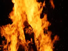 Lagos Driver Sets Himself, Bus, LASTMA Official On Fire Lagos Driver Sets Himself, Bus, LASTMA Official On Fire