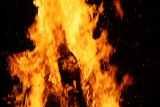 Man Flees As He Burns Wife To Death In Lagos Lagos Driver Sets Himself, Bus, LASTMA Official On Fire