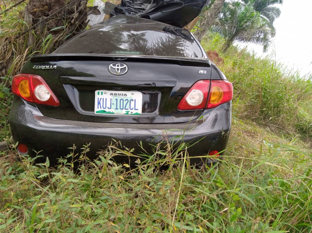 Final Year Medical Student Dies In Ghastly Accident Along Aba-Umuahia Expressway (GRAPHIC PHOTOS, VIDEO)