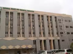 FG Prohibits Polytechnics, Monotechnic Others From Awarding Degrees FG Prohibits Polytechnics, Monotechnic Others From Awarding Degrees,