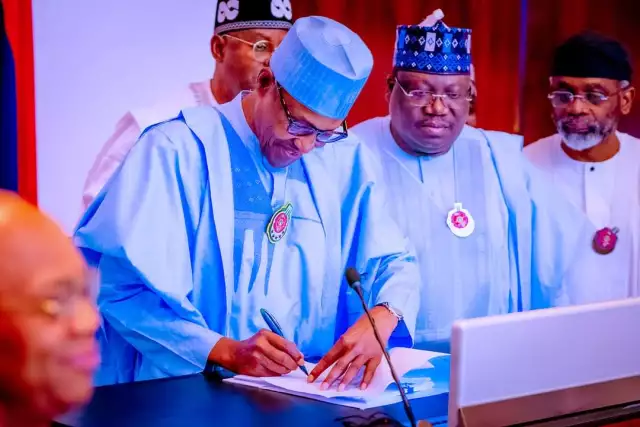 President Buhari Signs 2023 Budget President Buhari Signs 2023 Budget