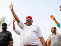 Crowd Of Supporters Receive Sen. Kalu As He Campaigns In Arochukwu (Photos) Crowd Of Supporters Receive Sen. Kalu As He Campaigns In Arochukwu (Photos)