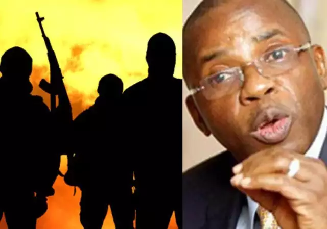 Gunmen Attack Ex-Imo Governor Ohakim’s Convoy, Kill 4 Policemen Gunmen Attack Ex-Imo Governor Ohakim’s Convoy, Kill 4 Policemen