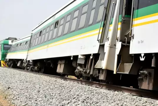 Over 300 Passengers Stranded As Warri-Itakpe Train Derails In Kogi Forest