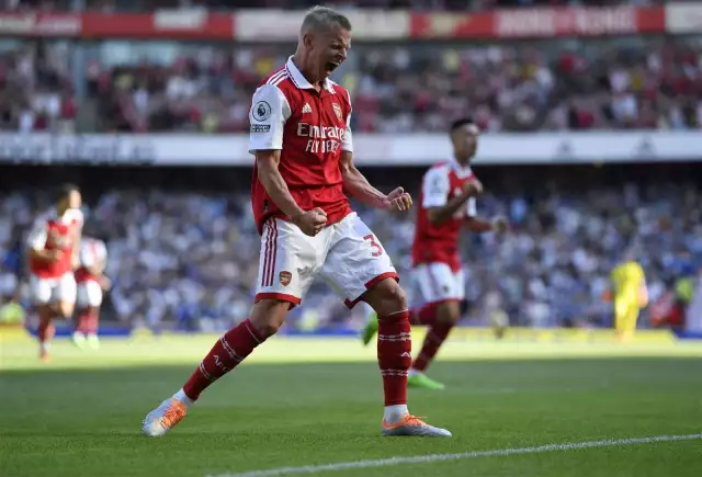 Zinchenko: No One Laughing At Arsenal’s Title Hopes Again After Win Over Man United Zinchenko: No One Laughing At Arsenal's Title Hopes Again After Win Over Man United