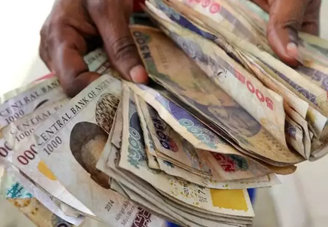 Naira Drops On Parallel Market To N2,000/1£ Naira Drops On Parallel Market To N2,000/1£