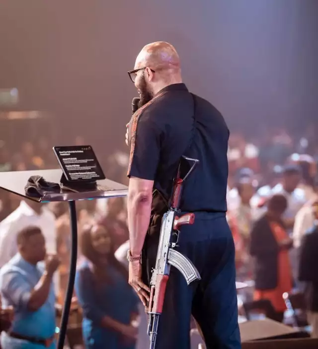 Abuja Pastor Brings AK-47 To Altar (Photos, Video) Abuja Pastor Brings AK-47 To Altar (Photos, Video)