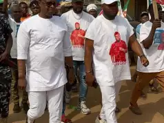 Dan Okeke Visits Nkporo Community, Receives Royal Blessing Few Days To Election (PHOTOS) Dan Okeke Visits Nkporo Community, Receives Royal Blessing Few Days To Election (PHOTOS)