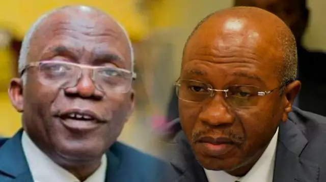 Falana Blasts CBN For Withdrawing Legal Tender Status From Old Naira Notes Falana Blasts CBN For Withdrawing Legal Tender Status From Old Naira Notes
