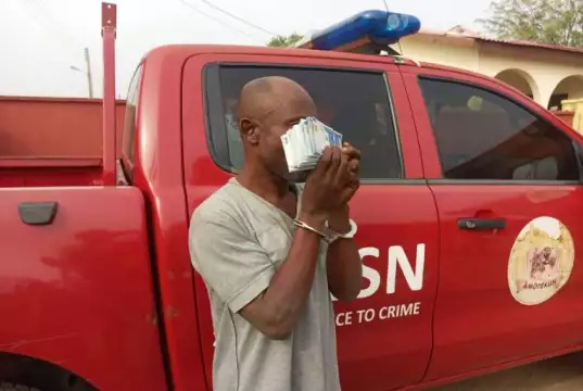 Naira Notes Scarcity: Amotekun Arrests Man With Fake N250,000 New Notes