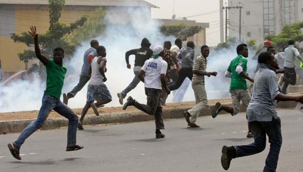 Hoodlums Attack, Try To Burn Down INEC office