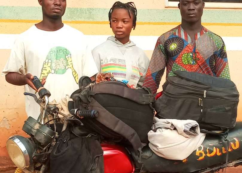 Two Beninese Kidnappers Arrested With Teenage Girl At Ogun Border