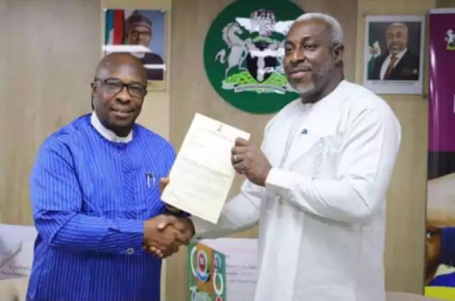 Buhari Reappoints Prof. Onyebuchi Medical Director FMC Umuahia Buhari Reappoints Prof. Onyebuchi Medical Director FMC Umuahia